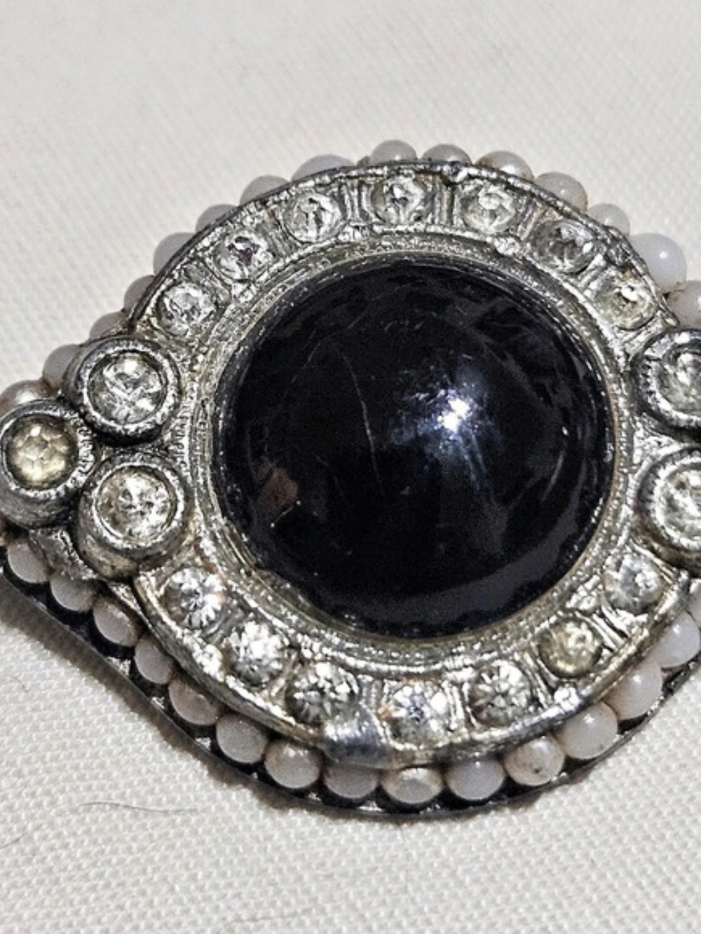 Pre 1950's Vintage Faux Pearl W/ Black Cabochon Silver-tone Brooch